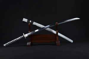 76002彼岸花锰钢武士刀时价